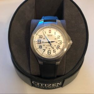 Men’s Victorinox Swiss Army Watch